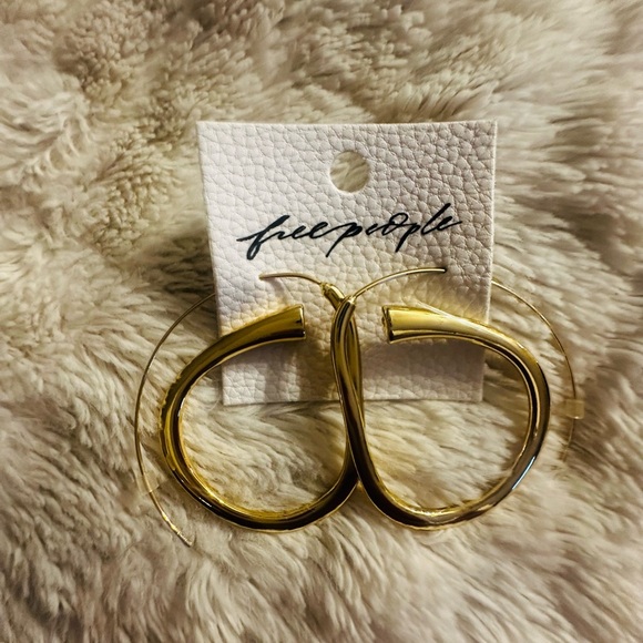 Free People Shiny Gold Hoop Earrings - Picture 1 of 6